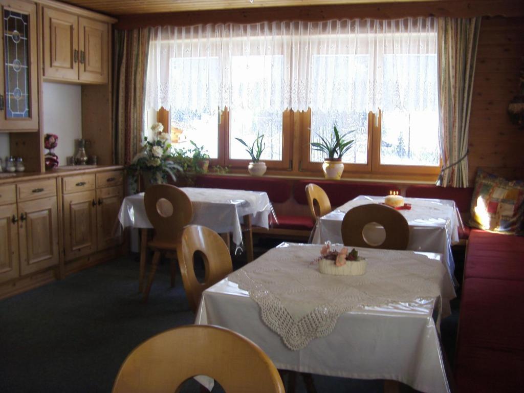 Haus Marienheim Bed & Breakfast Хайлигенблут Екстериор снимка