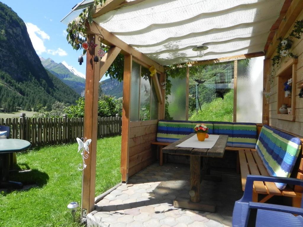 Haus Marienheim Bed & Breakfast Хайлигенблут Екстериор снимка