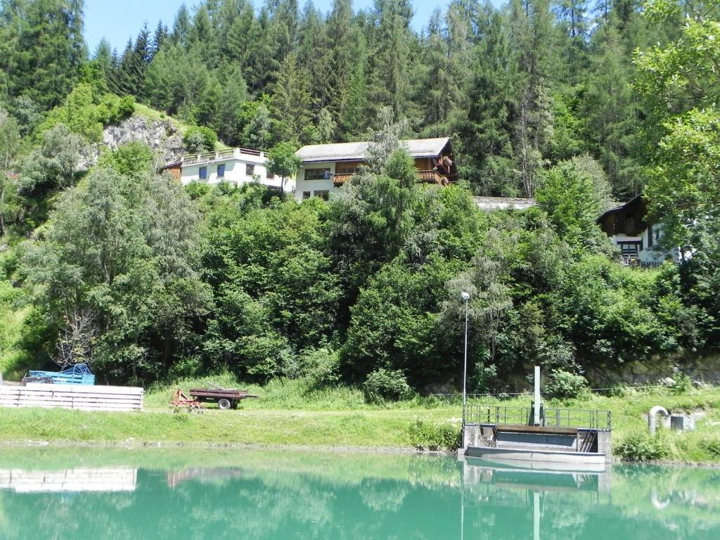 Haus Marienheim Bed & Breakfast Хайлигенблут Екстериор снимка